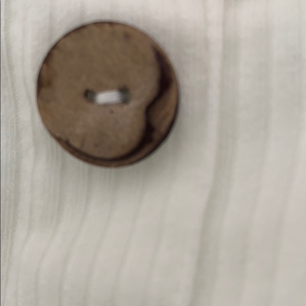 Tank - Picture 4 of 4